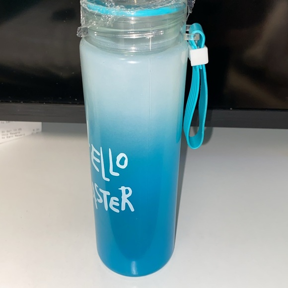 Water bottle - Picture 2 of 2